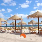 #214 Vivenda 3 Quartos By Holidays Βίλα *