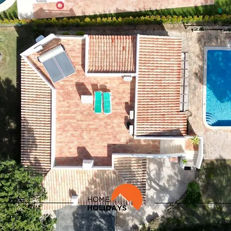 #214 Vivenda 3 Quartos By Holidays Villa