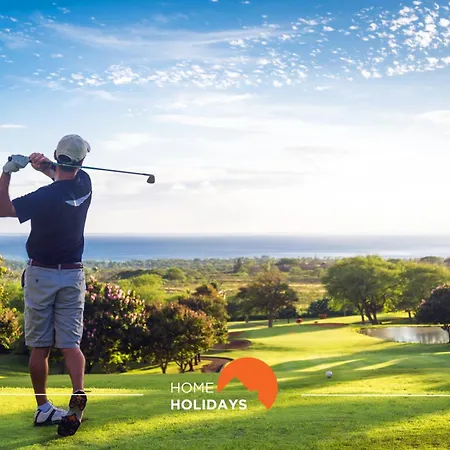 #214 Vivenda 3 Quartos By Holidays 别墅 *